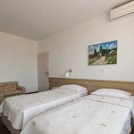 Hotel Krim Bled Exteriör bild
