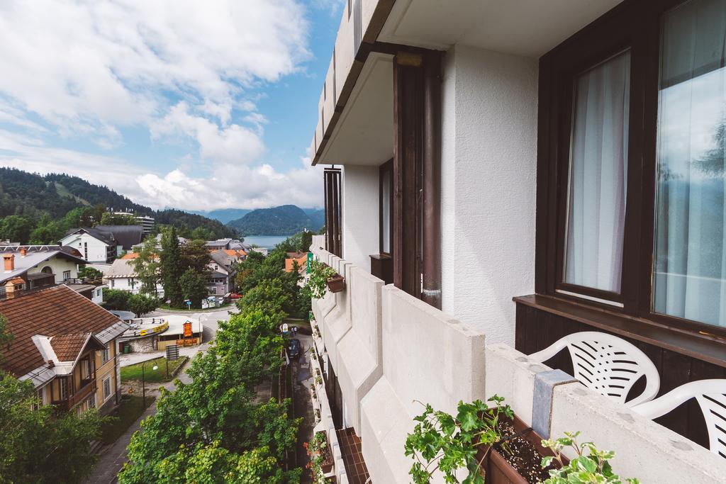 Hotel Krim Bled Exteriör bild