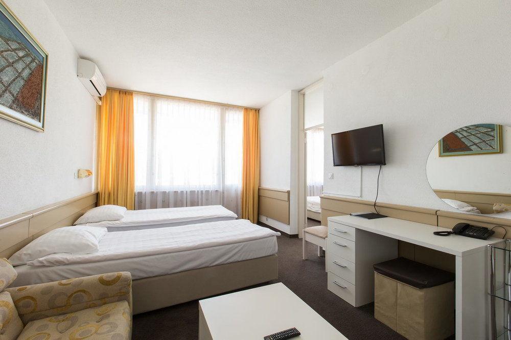 Hotel Krim Bled Exteriör bild