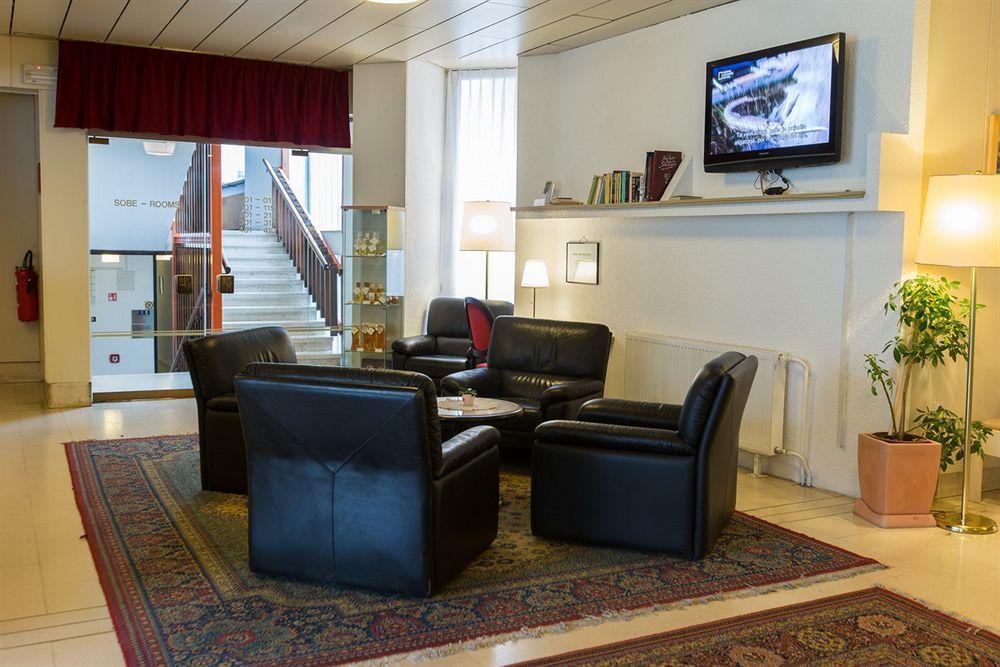 Hotel Krim Bled Exteriör bild